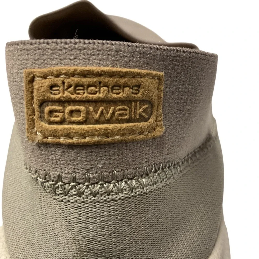 Skechers GOwalk Travel Gracious Joy Size W9 Taupe Slip On‎ Comfort
